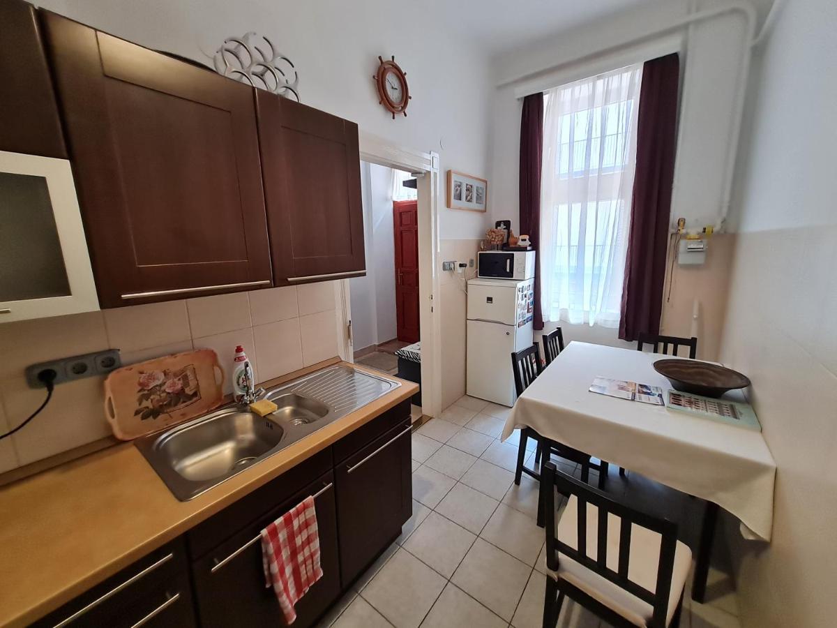 Marble Apartment -Near Buda Castle Budapest Esterno foto